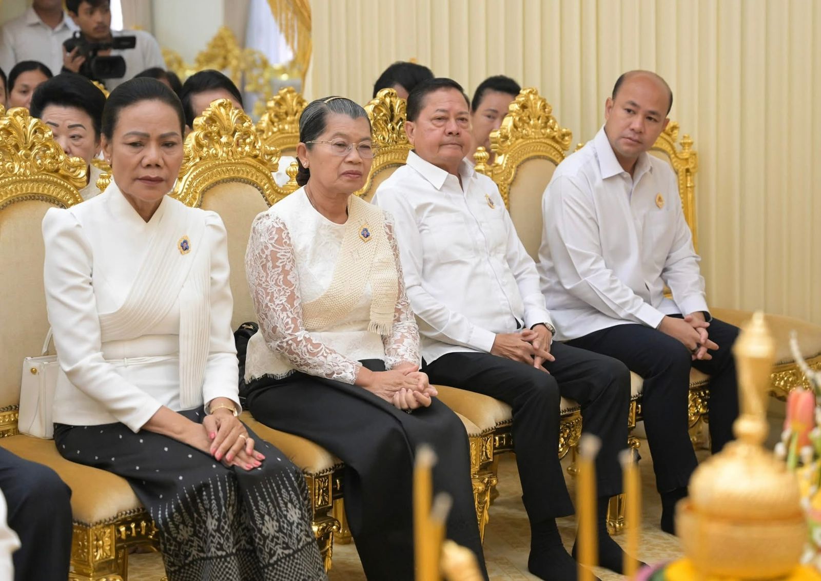  ឯកឧត្តមសន្តិបណ្ឌិត នេត សាវឿន ឧបនាយករដ្នមន្ត្រី អញ្ជើញចូលរួមរាប់បាត្រព្រះសង្ឃ ១០៨ អង្គ បំពេញមហាកុសលជូនវិញ្ញាណក្ខន្ធ អ្នកឧកញ៉ាឧត្តមមេត្រីវិសិដ្ឋ ហ៊ុន សាន ក្នុងឱកាសខួបគម្រប់ ១០០ថ្ងៃ របស់អ្នកឧកញ៉ា